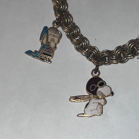 Vintage Taiwan UNITED FEATURES Peanuts Charles Schultz Charm Bracelet - Picture 3 of 8